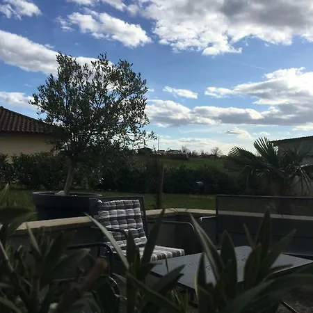 Appartement Les Combes Terrasse 01340 Etrez Bresse Vallons